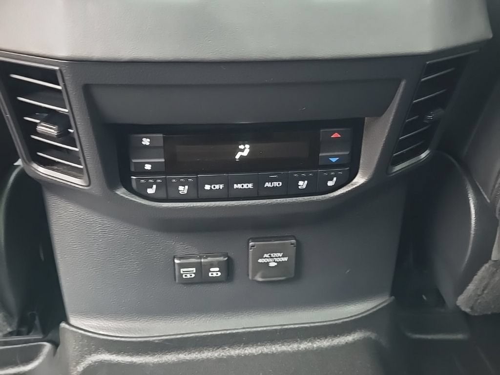 2024 Toyota Sequoia Platinum
