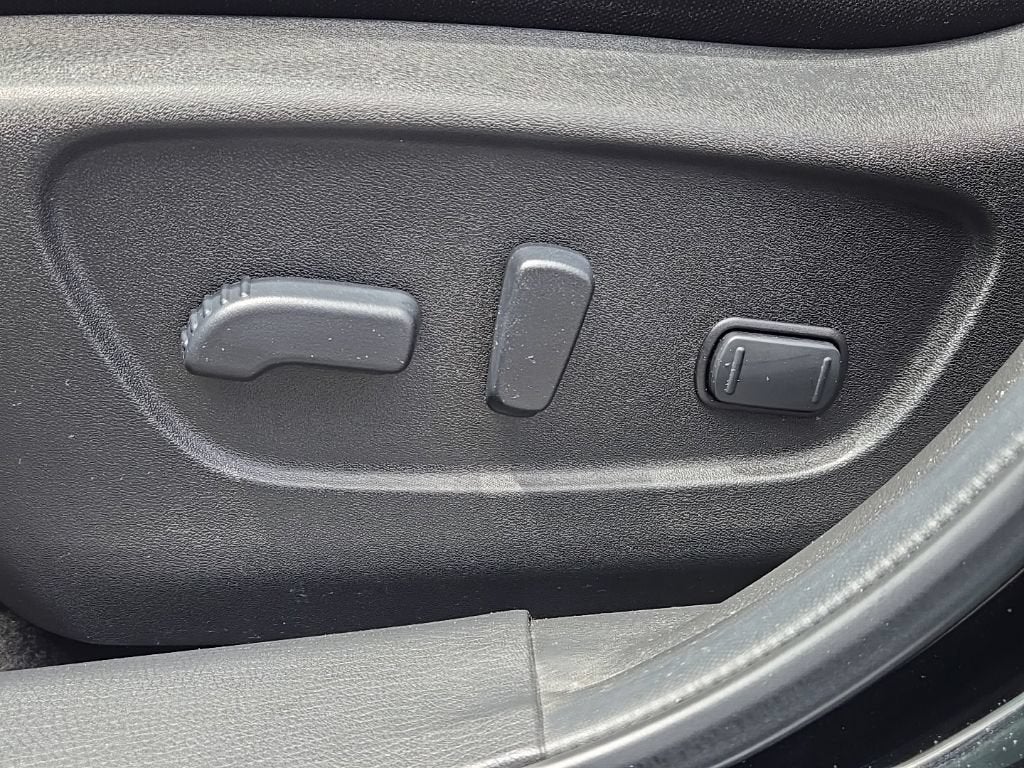 2020 Nissan Rogue Sport SV FWD Xtronic CVT