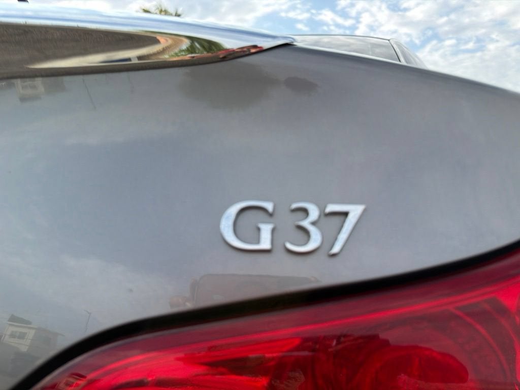 2009 INFINITI G37 Base
