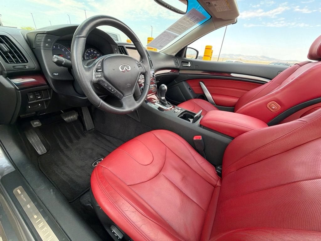 2009 INFINITI G37 Base