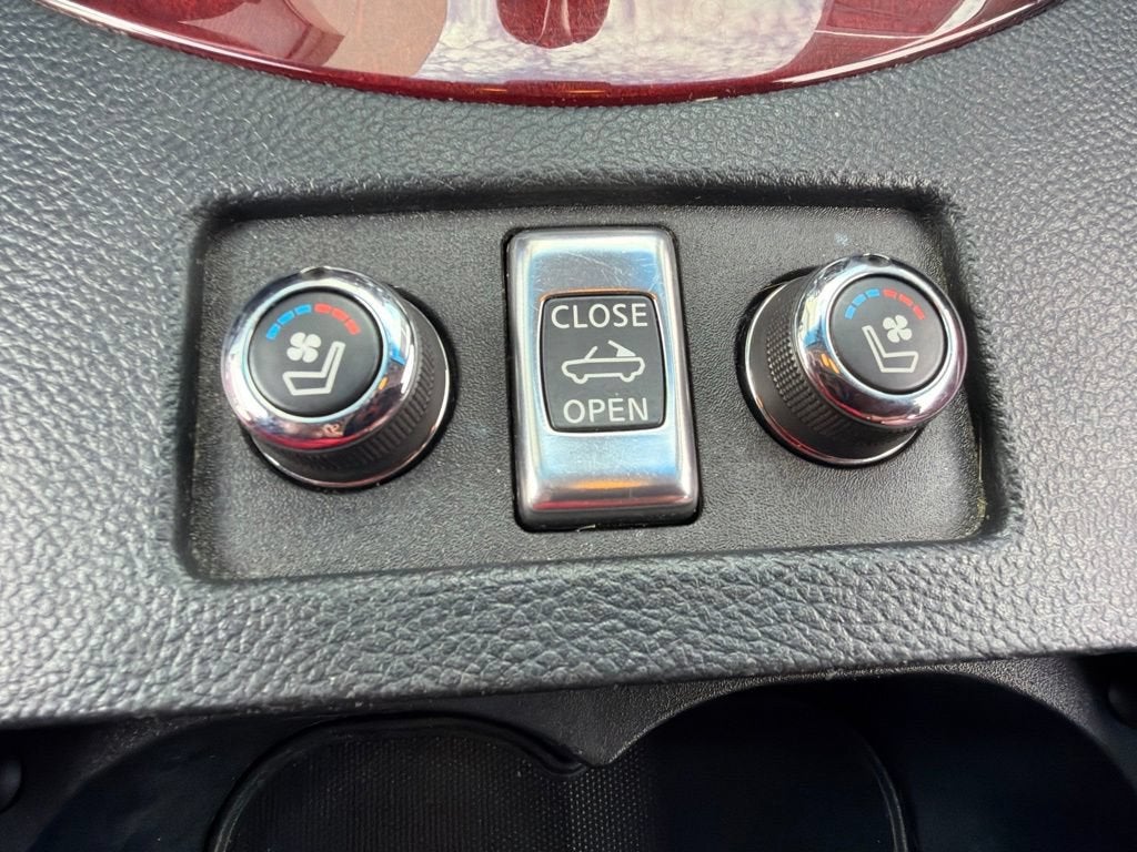 2009 INFINITI G37 Base