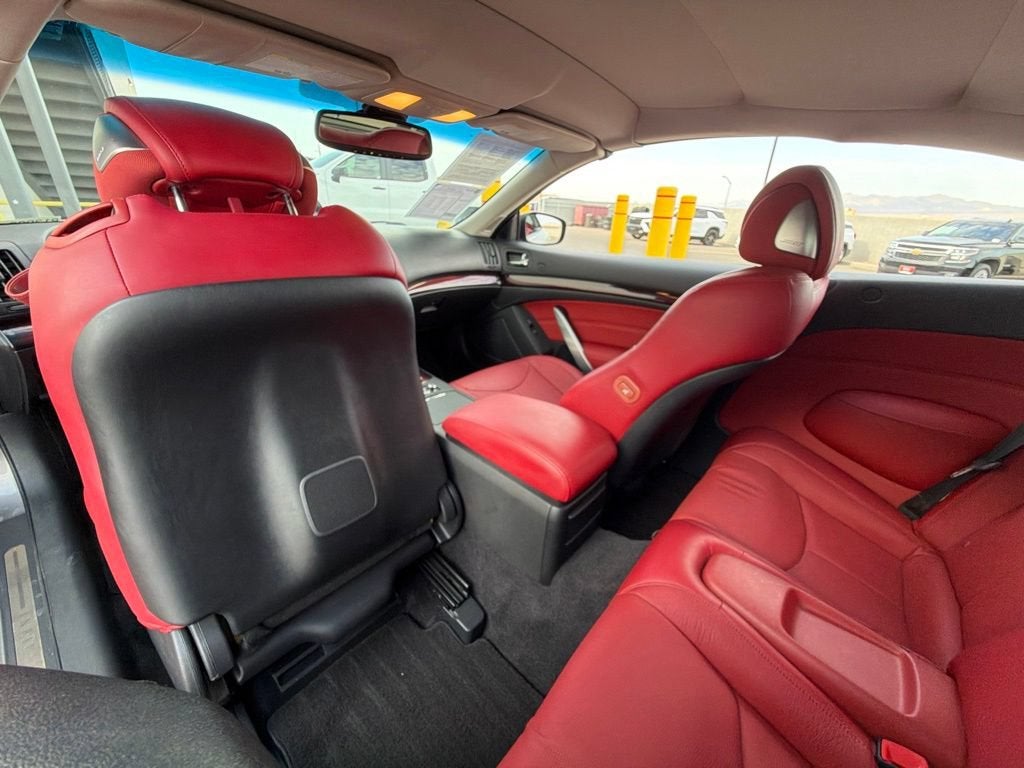 2009 INFINITI G37 Base