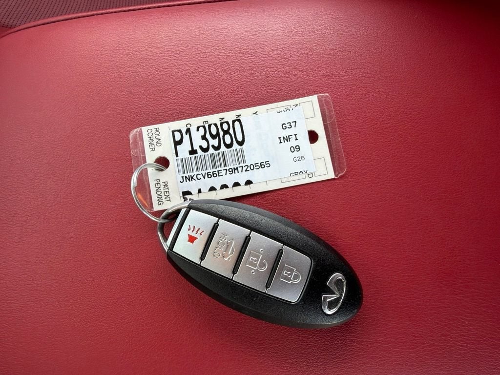 2009 INFINITI G37 Base