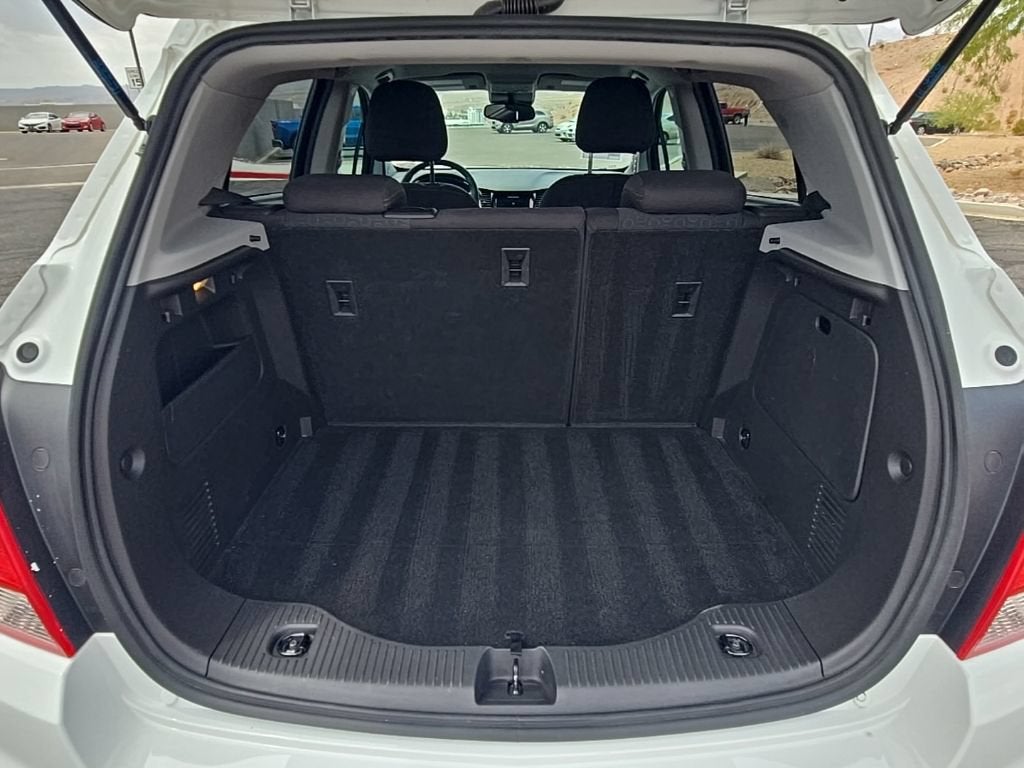 2022 Chevrolet Trax LS