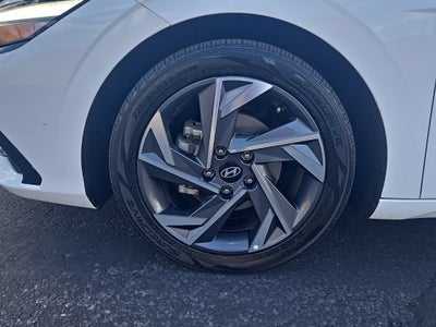 2025 Hyundai Elantra Limited