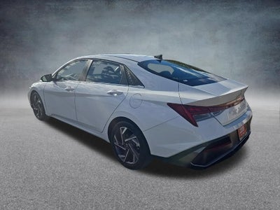 2025 Hyundai Elantra Limited
