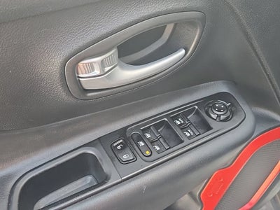 2023 Jeep Renegade Trailhawk