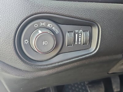 2023 Jeep Renegade Trailhawk